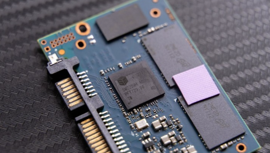 英睿達MX500 SSD的基本參數(shù)、性能、讀寫速度等概述